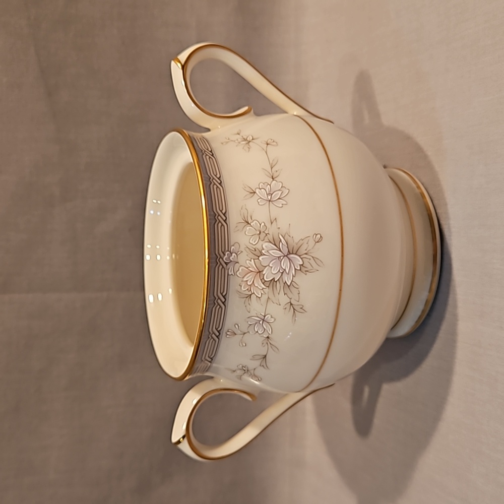 NEW Noritake Salzburg 7299 Sugar Bowl (no lid) Ivory China